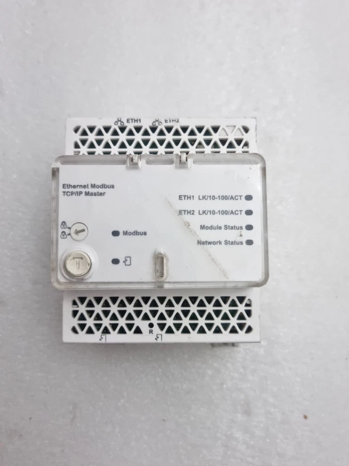 One Pcs Schneider Electric LV434011 Ethernet Modbus TCP/IP Master 24Vdc FreeShip